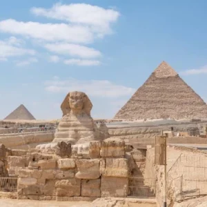 Giza Pyramids Tour With Lunch and Felucca Ride on the Nile