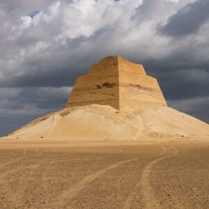 Day Tour To El Fayoum Pyramids